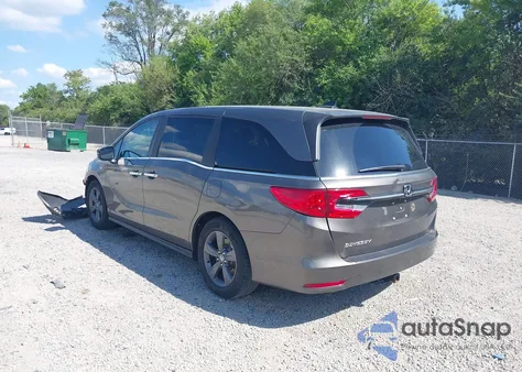 2022 Honda Odyssey Ex z USA, uszkodzony, nr VIN 5FNRL6H51NB023507